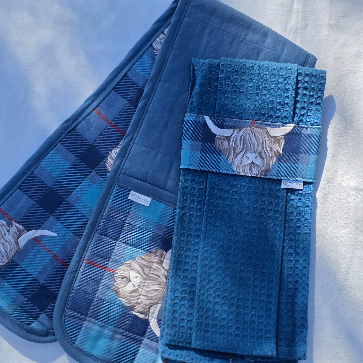 Ovenglove / Dishtowel Set - Blue Highland Cow